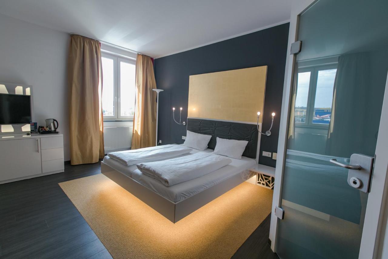 Hotel Sinsheim Extérieur photo